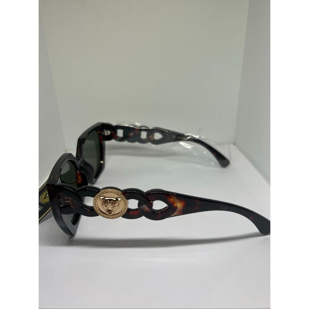 Oversized Tortoise Shell Sunglasses Gold Medallion Chain Arm Designer Style - Picture 2 of 3